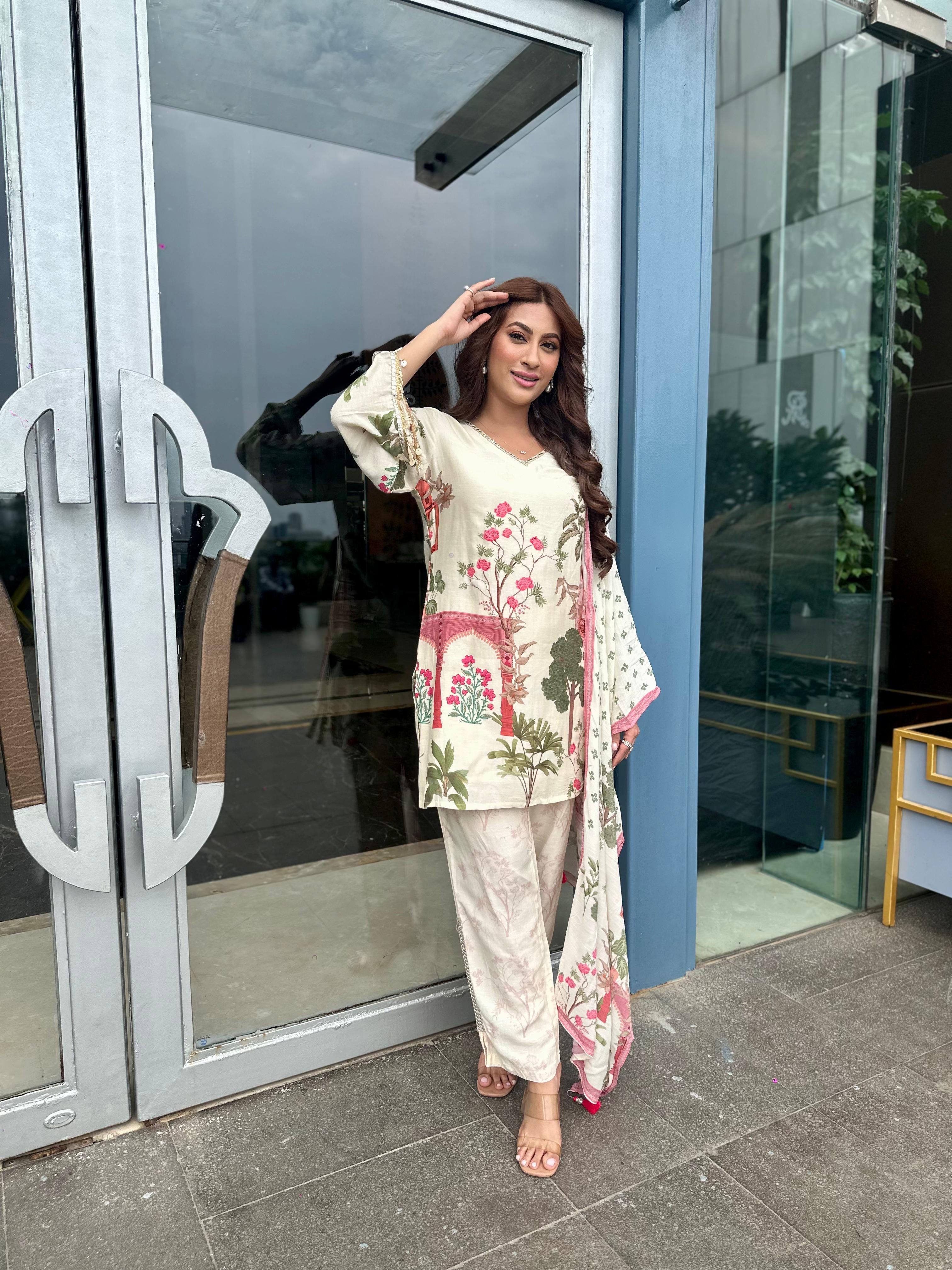 Offwhite printed kurta with pant and dupatta