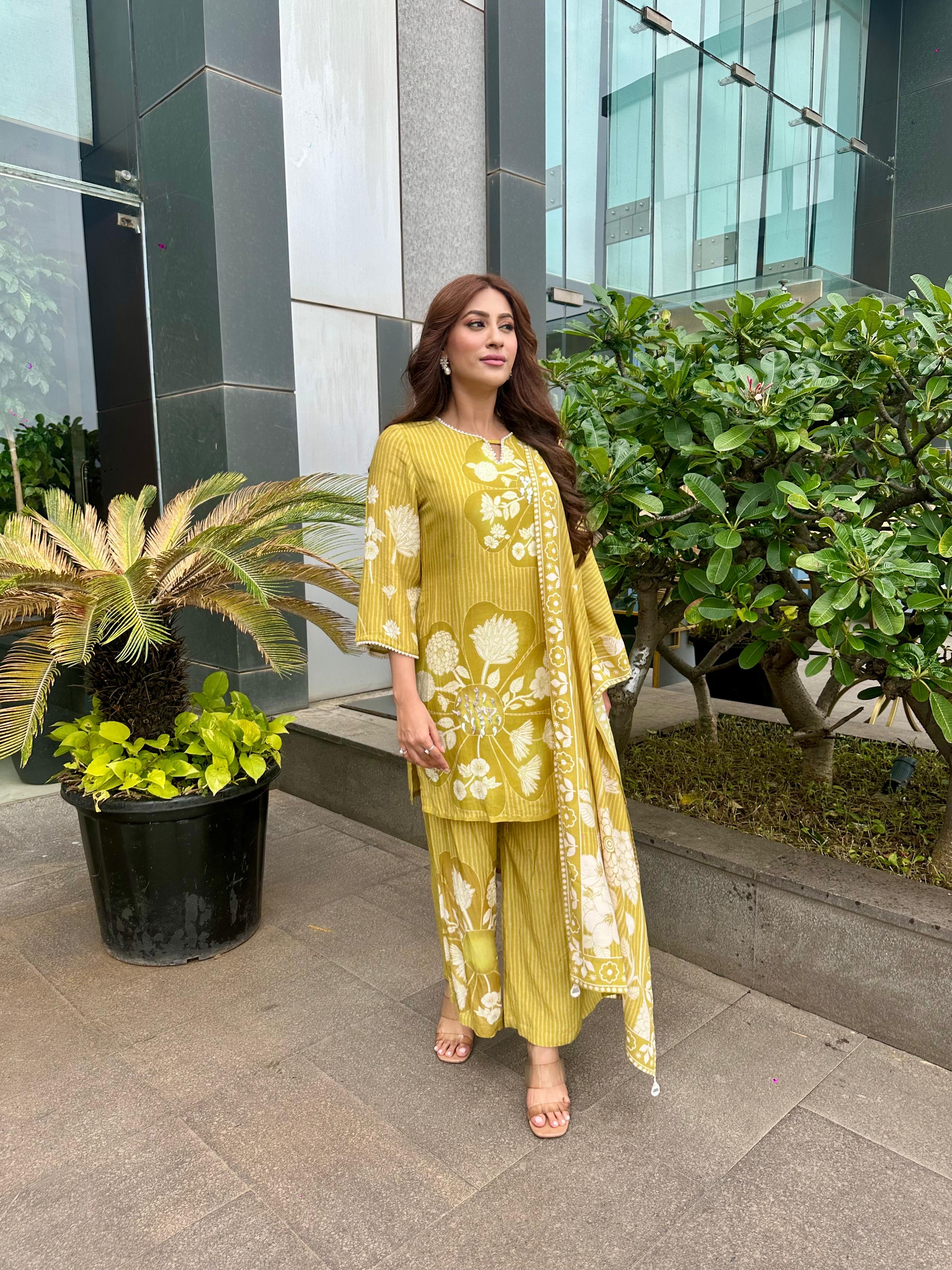 Green  linen set with dupatta